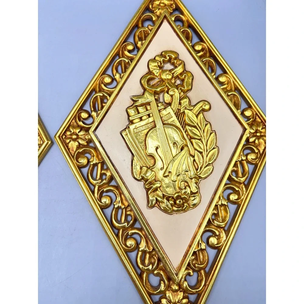 Vtg Syroco Diamond‎ Shaped Wall Art Set Gold Tone Musical Notes Floral Hollywood
